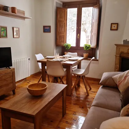 Apartment Espectacular Reformado En Edificio Historico, Con Wifi Canfranc