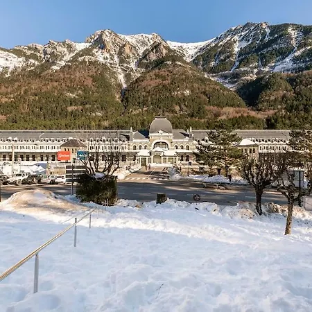 Espectacular Reformado En Edificio Historico, Con Wifi Canfranc