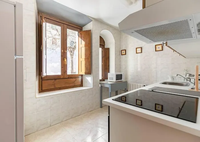 Espectacular Reformado En Edificio Historico, Con Wifi *