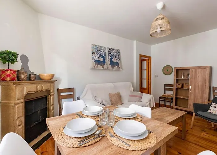 Espectacular Reformado En Edificio Historico, Con Wifi