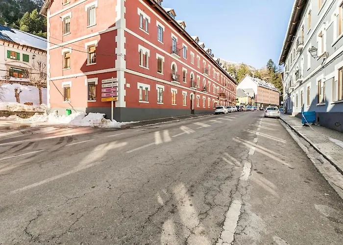 Apartment Espectacular Reformado En Edificio Historico, Con Wifi Canfranc